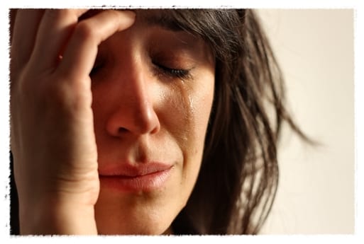 Bir Düşük Belirtileri: Nasıl Tanınır, Nedenleri ve Tedavisi