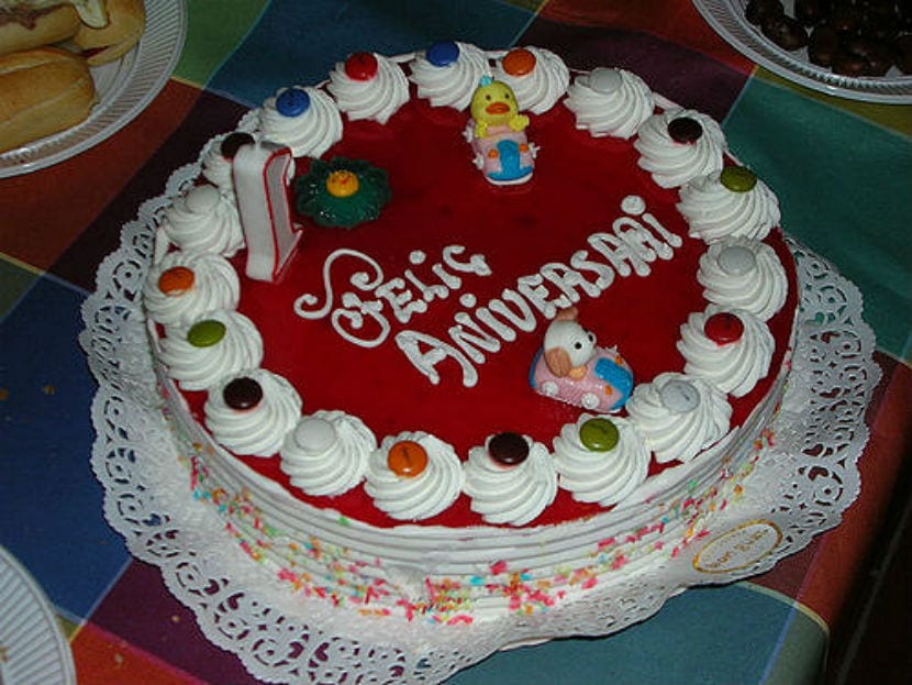 Çocukluk Çağı Obezitesinin Önlenmesi: Alışkanlıklar, Nedenler ve Evde Nasıl Davranmalıyız