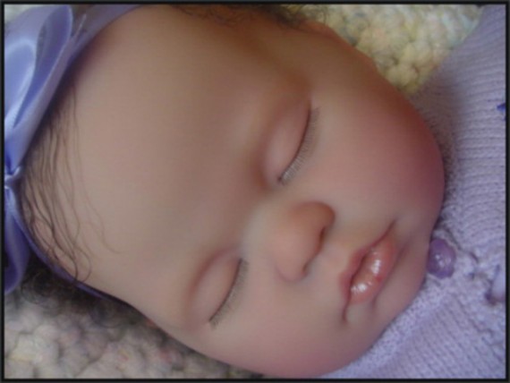 Gerçek Gibi Görünen Reborn Bebekler: Nedir, Özellikleri ve Kullanım Alanları