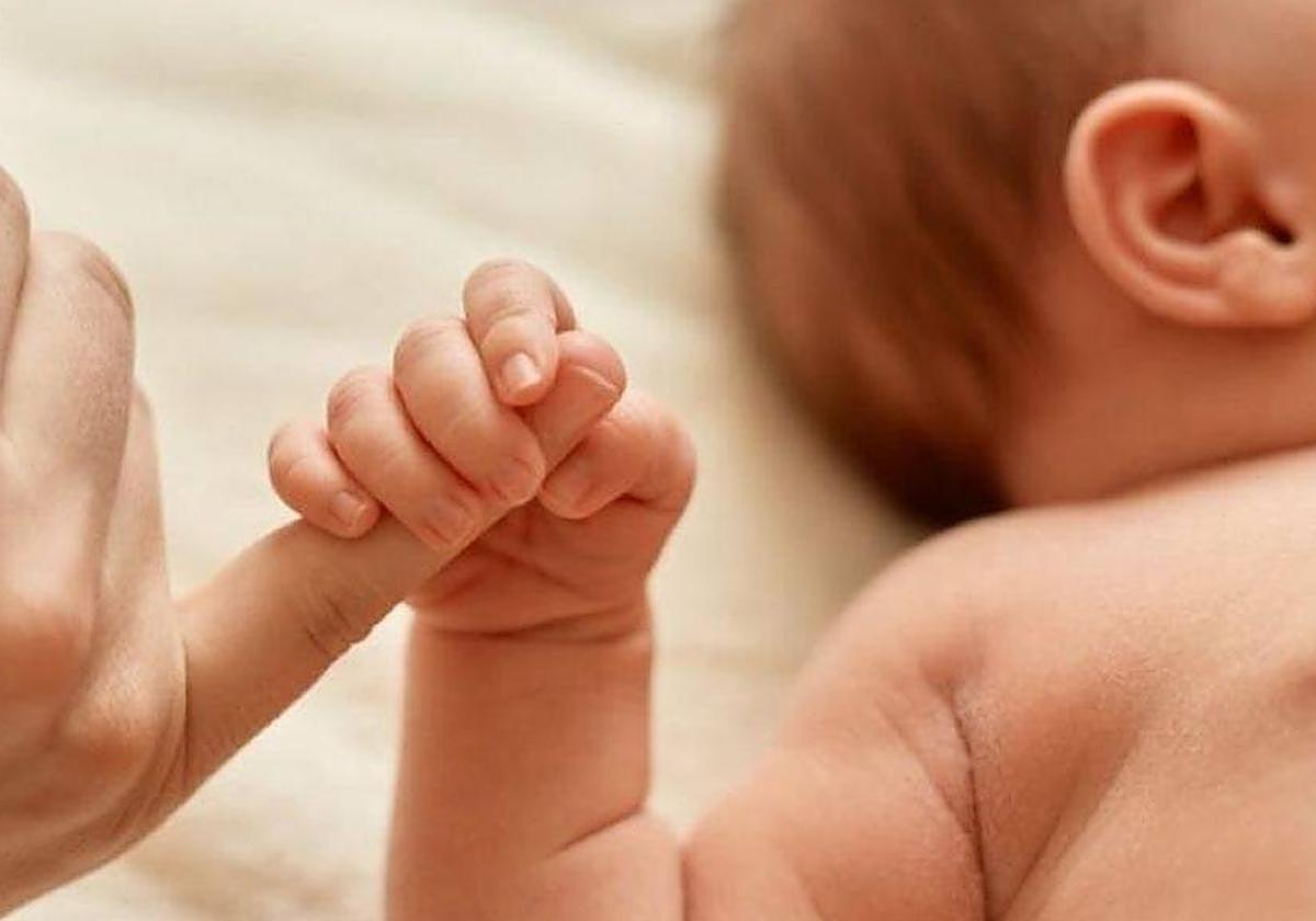 Uyuşturucu Bağımlılığı Olan Bebekler: Nedenleri, Belirtileri, Riskleri ve Bakımı